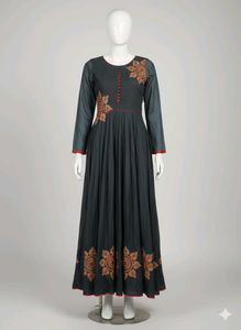 Free delivery 🚚 Floral Kurta with dupatta