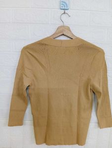 Knit Top w/ Cat Applique