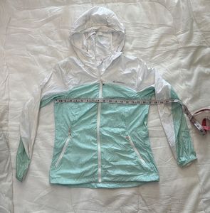 Lightweight Hooded zipper