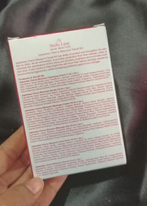 Vedic Line Japanese Cherry Blossom Facial Kit