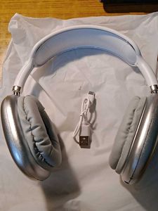 Brand New P9 Over-Ear Headphones