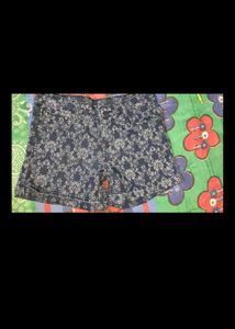 Printed denim Shorts 30 Size