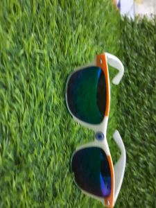 💥 Attractive Sunglass for man and Women pack of 1 pc Brand New Never Use