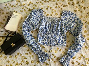 Blue Floral Puff Sleeve Top