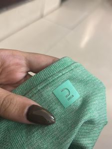Decathlon cropped Gym Top
