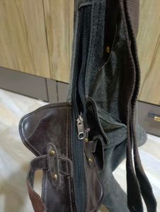 Unique Horse Design Crossbody Bag