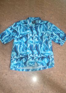 Y2K BOXY SHIRT BLUE AND WHITE COLOUR
