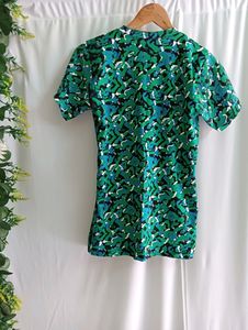 Green Abstract Print Slim Fit Top