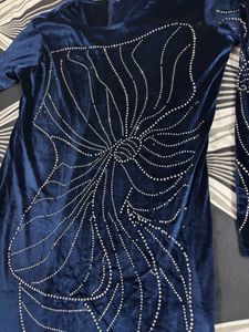 Elegant Royal Blue Velvet Gown