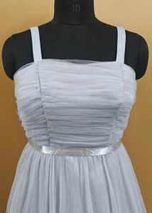Elegant Tulle Midi Dress