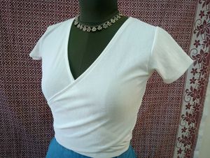 wrape white top