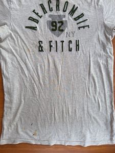 Abercrombie &amp; Fitch Grey T-Shirt