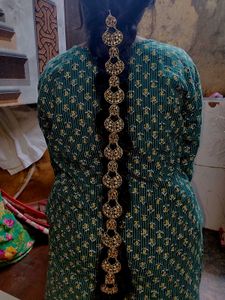 Gold-Toned Jadanagam Hair Ornament