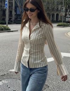 Slim fit striped shirt