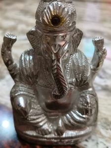 Shining Ganesha Idol