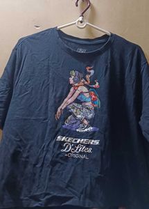 Skechers waist length T-Shirt🐈‍⬛