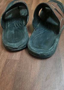 Donating Men Leather Sandals