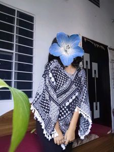 pointy poncho top with one freebie