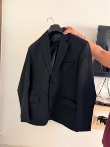 Classic Black Blazer - Stylish & Versatile