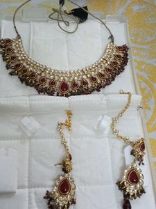 Stunning Red &amp; Gold Kundan Necklace Set