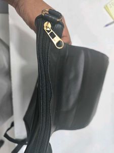 Stylish Quilted Black Crossbody Bag with Butterfly