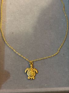 Anti tarnish Gold Turtle Pendant Necklace