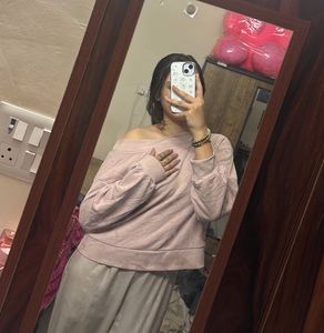 H&amp;M Sweatshirt