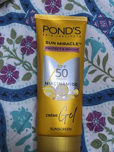 Pond's Sun Miracle SPF 50