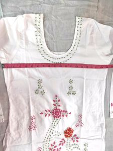 Embroidered White Kurti