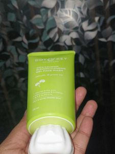 Dot &amp; Key Cica Calming Face Wash
