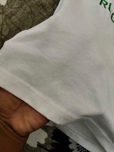 Premium White T- Shirt + Free Jeans