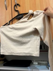 PriceSlashed*Trendyol Women Beige Off Shoulder Top