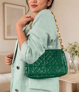 Chic Green Quilted Leather Bag with Gold Chain