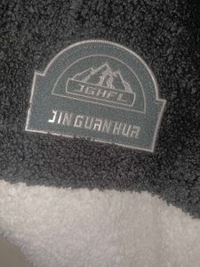 Trendy Fleece Jacket (suitable for colder regions)