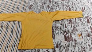 Yellow Minnie Mouse Selfie Long Sleeve Tee