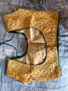 Elegant Green Embroidered Lehenga Skirt