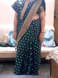 dark Green Silk Blend Saree with necklace