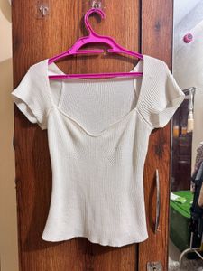Ribbed Knit Sweetheart Neck Top