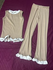 Like new Ruffled Tank Top & Flare Pants Set