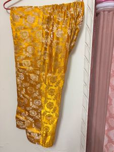 Golden Brocade suit with very good fitting pant