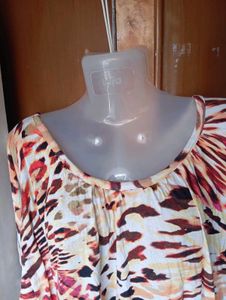 Animal print top