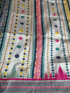 Elegant Off-White Saree with Pink &amp; Teal Motifs