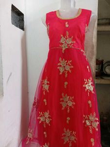 Golden Floral Embroidered 👗 Dress
