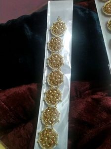 Sheesh Patti (Matha Patti)