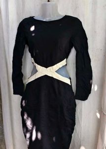 122510. Chic Black Cutout Dress