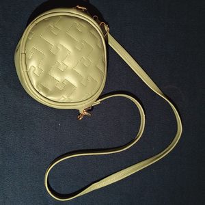 Pretty Olive Hand Bag