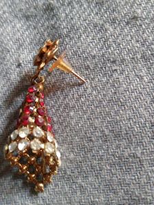 Red &amp; White Stone Flower Earrings