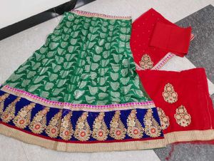 Green &amp; Red rajputi poshak without silai
