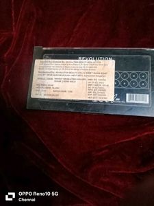 DE'LANCI Lip Palette &amp; revolution highlighter