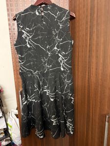 Marble Print Black Dress 🖤